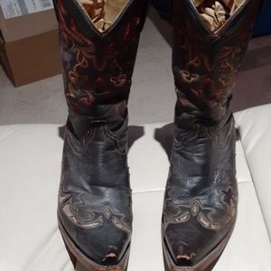 Women's corral boots 9.5M